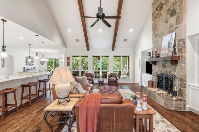125 E Bozeman Lane, Fort Worth, TX 76108