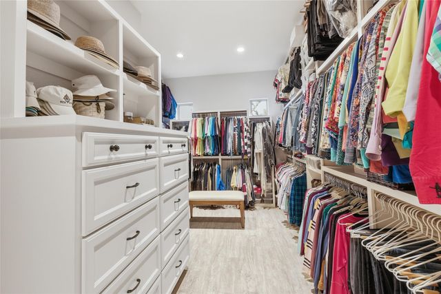 125 E Bozeman Lane, Fort Worth, TX 76108