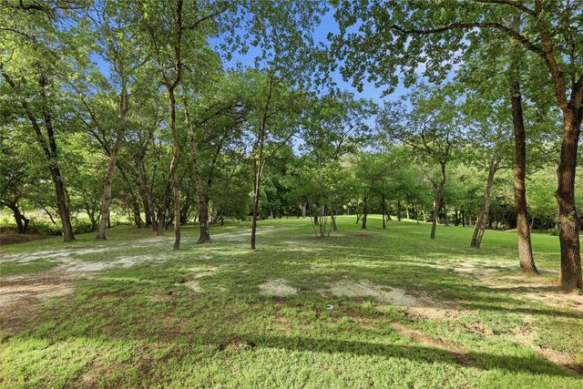 125 E Bozeman Lane, Fort Worth, TX 76108