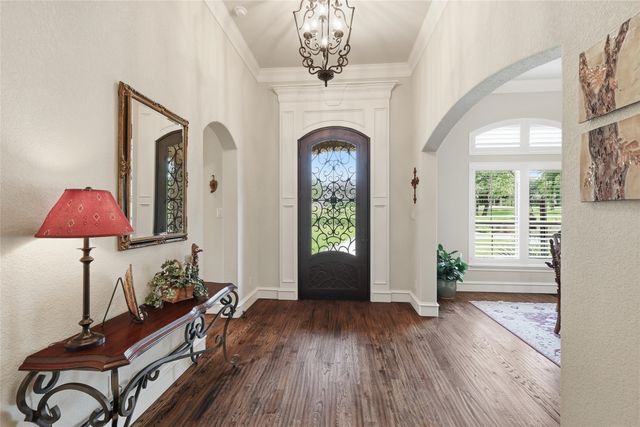125 E Bozeman Lane, Fort Worth, TX 76108