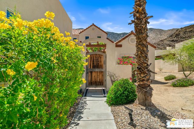 2957 Lantana Court, Palm Springs, CA 92264