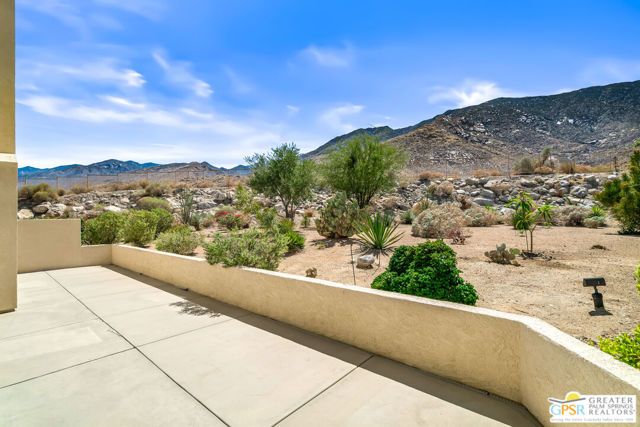 2957 Lantana Court, Palm Springs, CA 92264