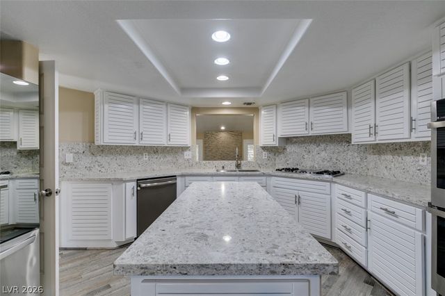 7217 Mission Hills Drive, Las Vegas, NV 89113