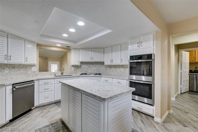 7217 Mission Hills Drive, Las Vegas, NV 89113