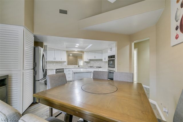 7217 Mission Hills Drive, Las Vegas, NV 89113