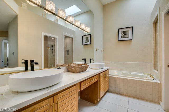 7217 Mission Hills Drive, Las Vegas, NV 89113