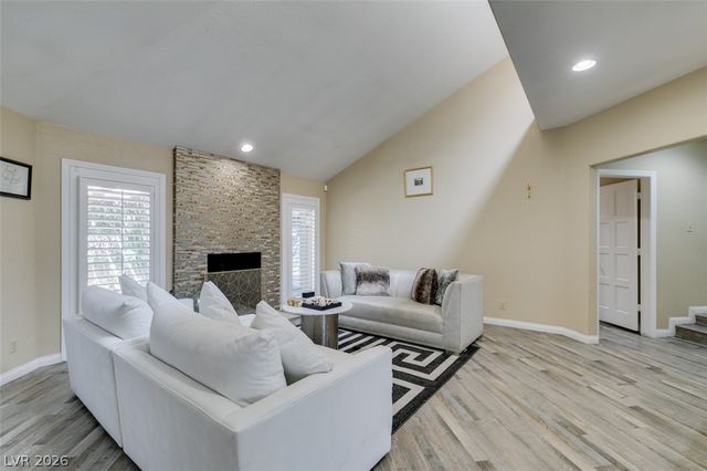 7217 Mission Hills Drive, Las Vegas, NV 89113