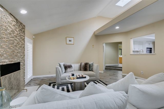 7217 Mission Hills Drive, Las Vegas, NV 89113