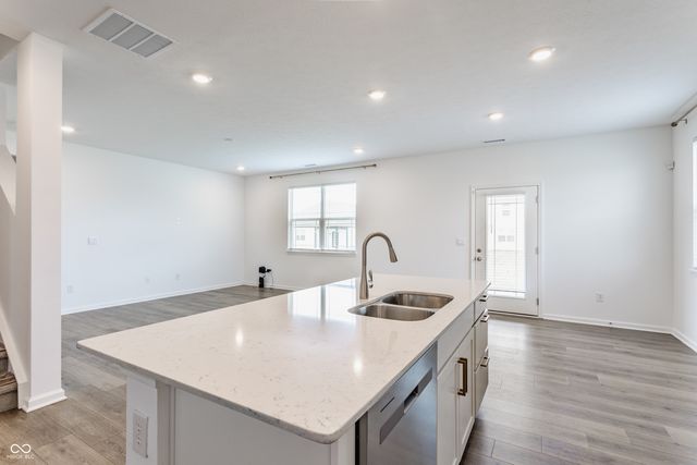 6143 Madera Drive, Whitestown, IN 46075