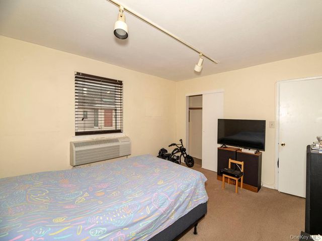 1337 Broadway L10, Hewlett, NY 11557