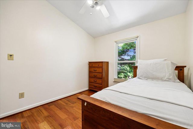 10623 PINE HAVEN TER, North Bethesda, MD 20852