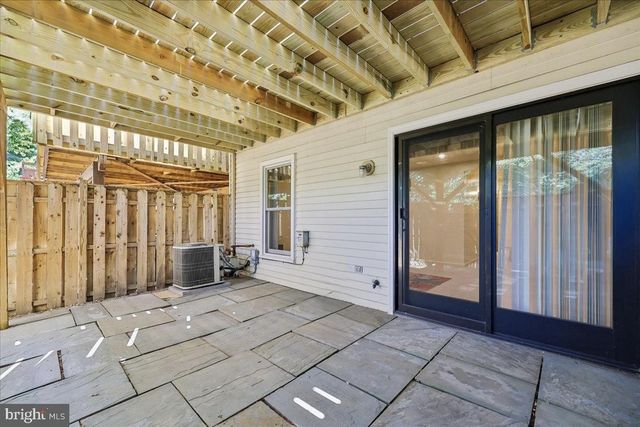 10623 PINE HAVEN TER, North Bethesda, MD 20852