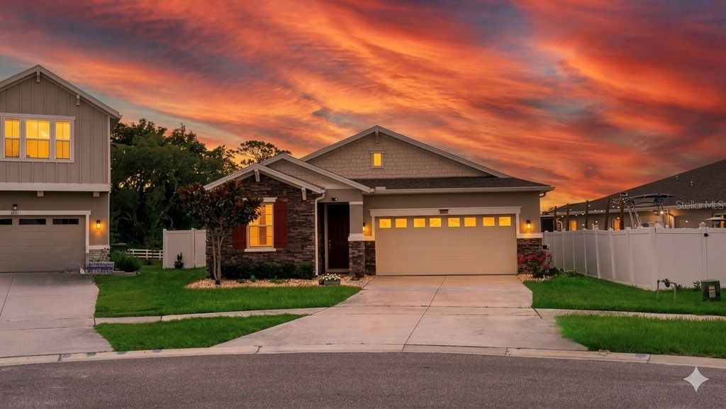 6015 NIGHTJAR COURT, Okahumpka, FL 34762