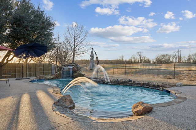 10601 Gleneagles Lane, Rowlett, TX 75089