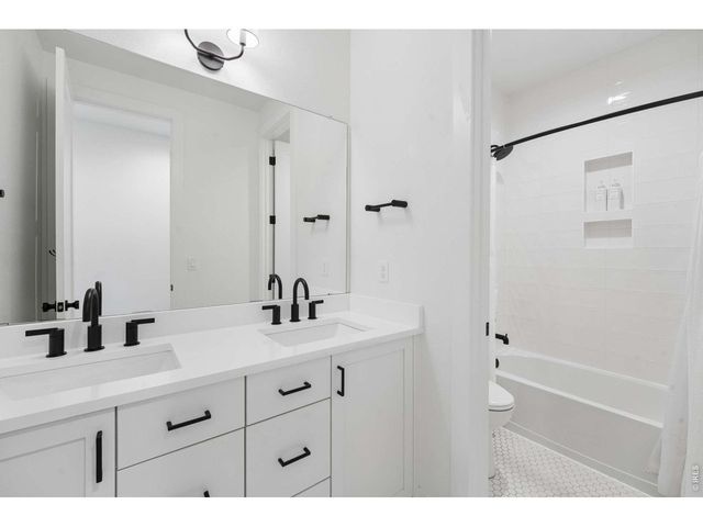 5580 Moosehead Cir, Longmont, CO 80503