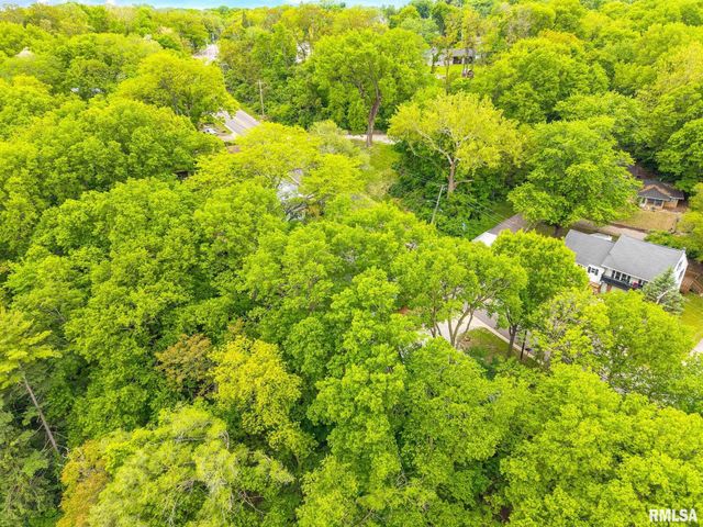 201 PEKIN Avenue, East Peoria, IL 61611