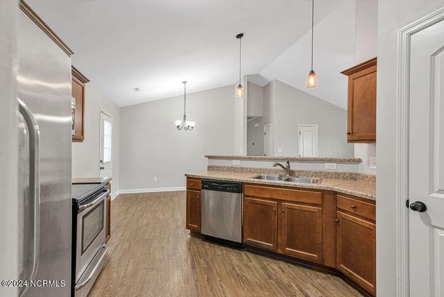 258 Breakwater Drive, Sneads Ferry, NC 28460