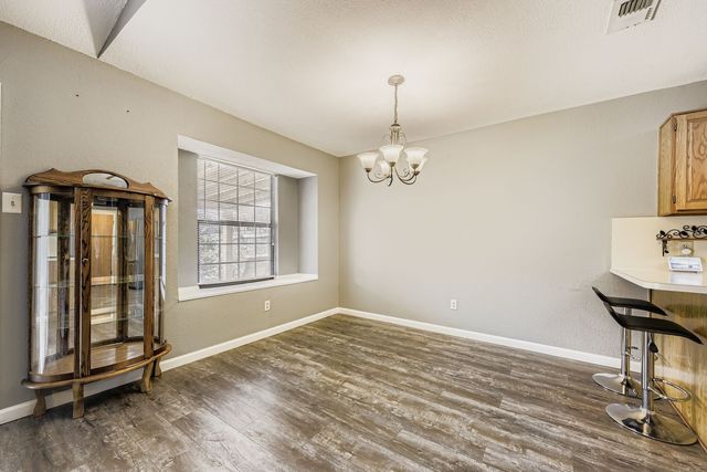 424 Benjamin Lane, Arlington, TX 76002