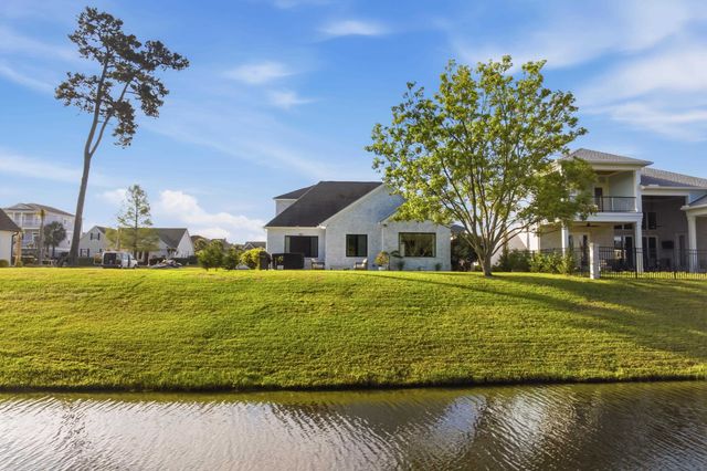 987 Shipmaster Ave., Myrtle Beach, SC 29579