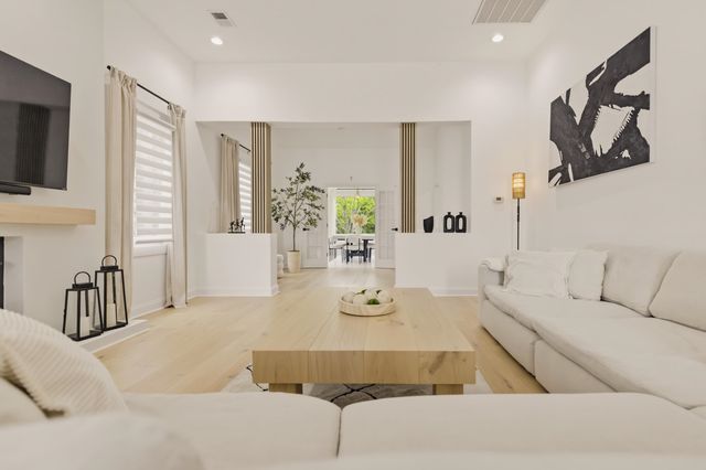 987 Shipmaster Ave., Myrtle Beach, SC 29579