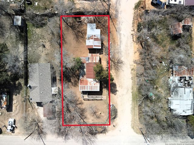 801 Fifth, Natalia, TX 78059