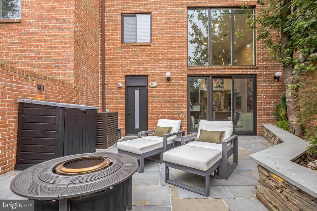 708 ADDISON ST, Philadelphia, PA 19147