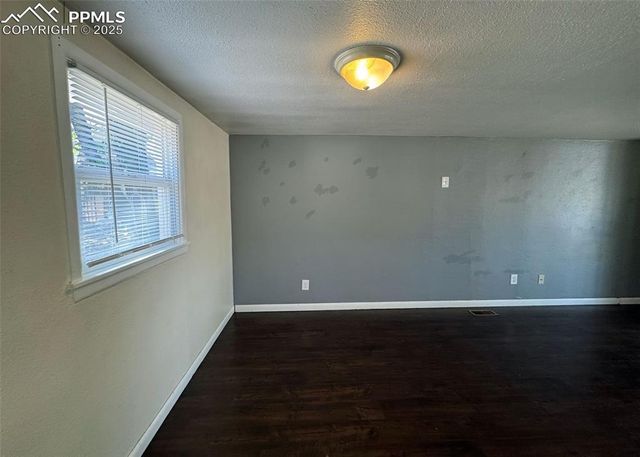 915 S EL PASO Street, Colorado Springs, CO 80903