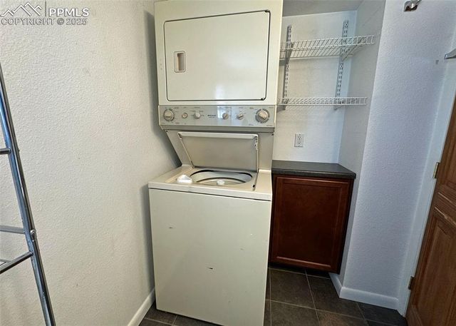 915 S EL PASO Street, Colorado Springs, CO 80903