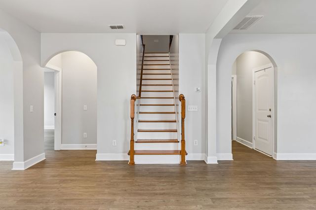 5032 Napoli Dr, Mount Juliet, TN 37122