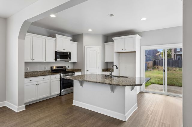 5032 Napoli Dr, Mount Juliet, TN 37122
