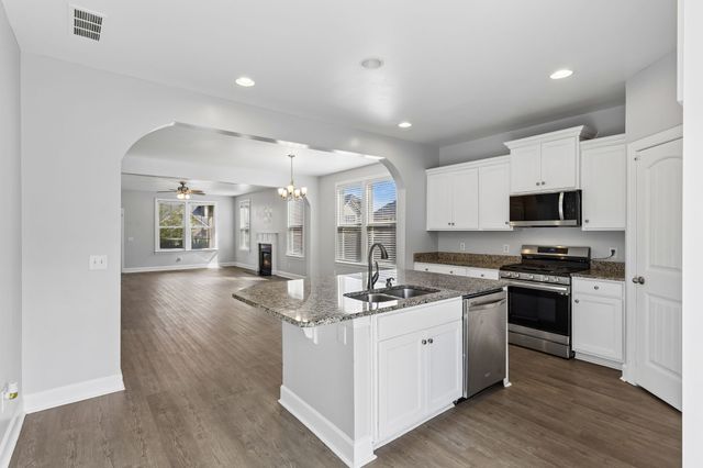 5032 Napoli Dr, Mount Juliet, TN 37122