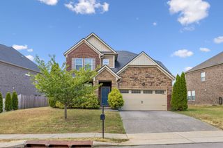 5032 Napoli Dr, Mount Juliet, TN 37122