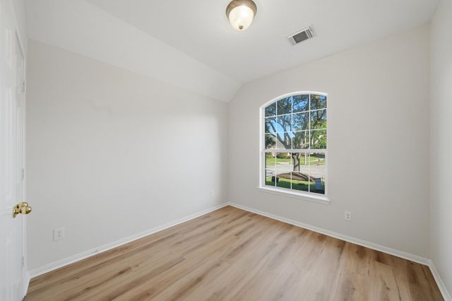 1279 Ocean Manor Lane, League City, TX 77573