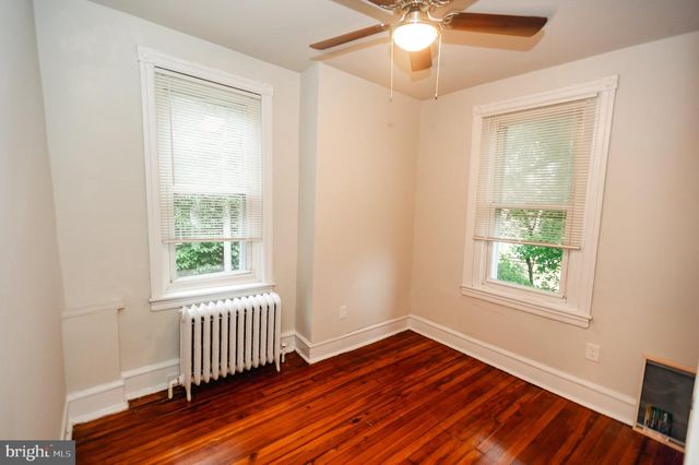 270 E SLOCUM ST, Philadelphia, PA 19119