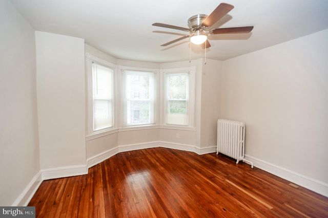 270 E SLOCUM ST, Philadelphia, PA 19119