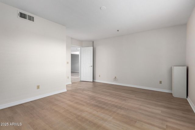 5104 N 32ND Street 332, Phoenix, AZ 85018