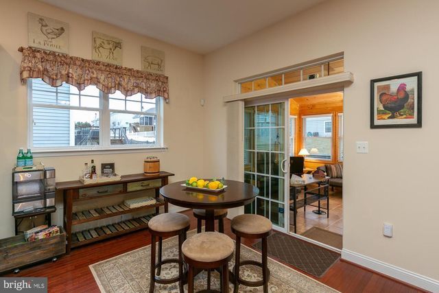 79 TORNWORTH DR, Charles Town, WV 25414