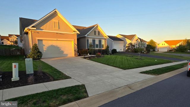 79 TORNWORTH DR, Charles Town, WV 25414