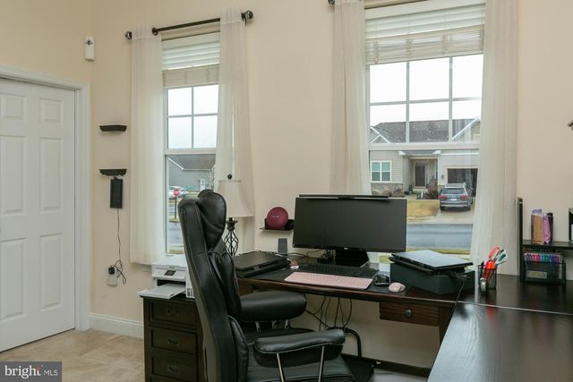 79 TORNWORTH DR, Charles Town, WV 25414