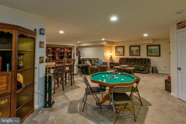 79 TORNWORTH DR, Charles Town, WV 25414