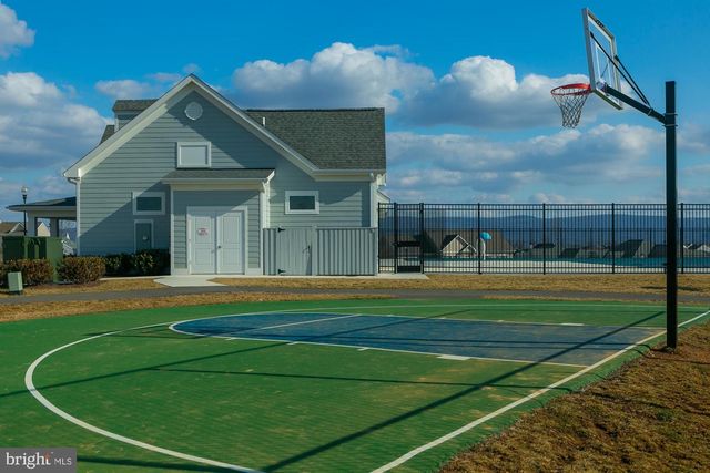 79 TORNWORTH DR, Charles Town, WV 25414