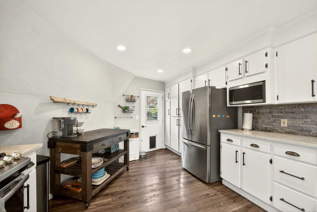 730 Grover Street, Ashland, OR 97520