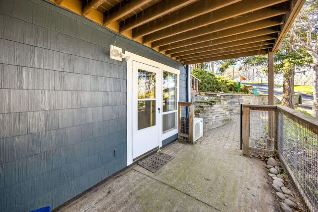 730 Grover Street, Ashland, OR 97520