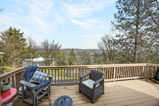 730 Grover Street, Ashland, OR 97520