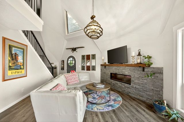 730 Grover Street, Ashland, OR 97520