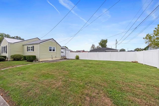 922 Pleasant Street, Ironton, OH 45638