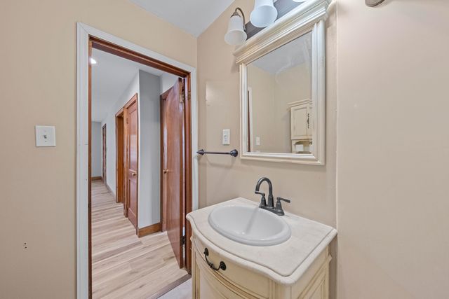 922 Pleasant Street, Ironton, OH 45638