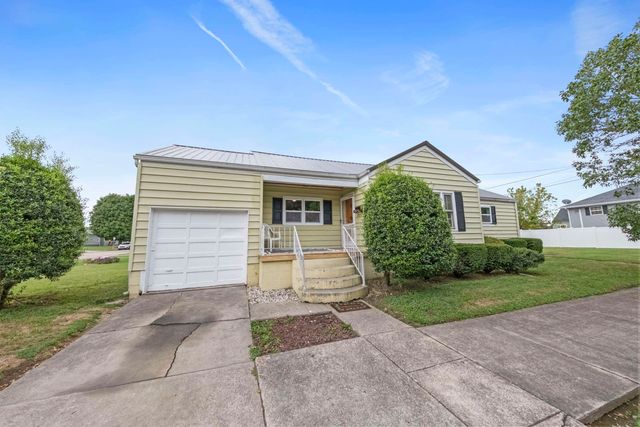 922 Pleasant Street, Ironton, OH 45638