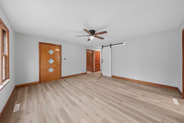 922 Pleasant Street, Ironton, OH 45638