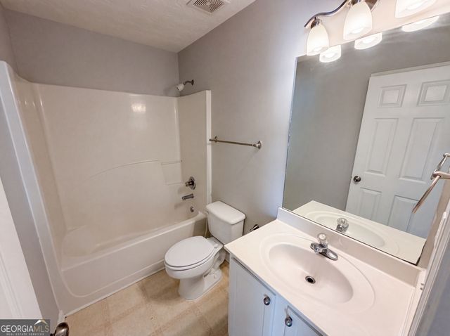 4636 Pine Acre Circle, Sugar Hill, GA 30518